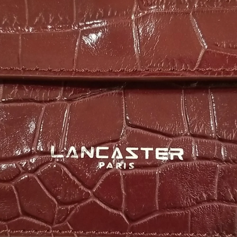 Lancaster paris style